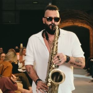 Vito Live Act
